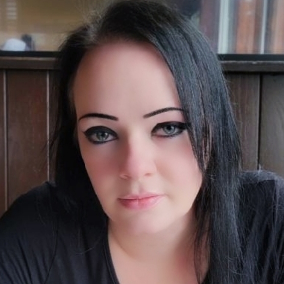 Meet your Posher, Blu Apparel! - Picture 4 of 10